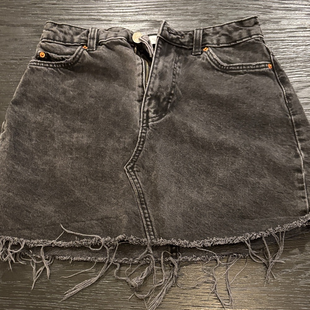 Zara Charcoal Frayed Hem Mini Skirt